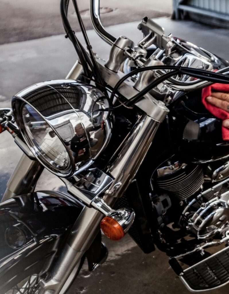Detallado y lavado de motocicleta a domicilio